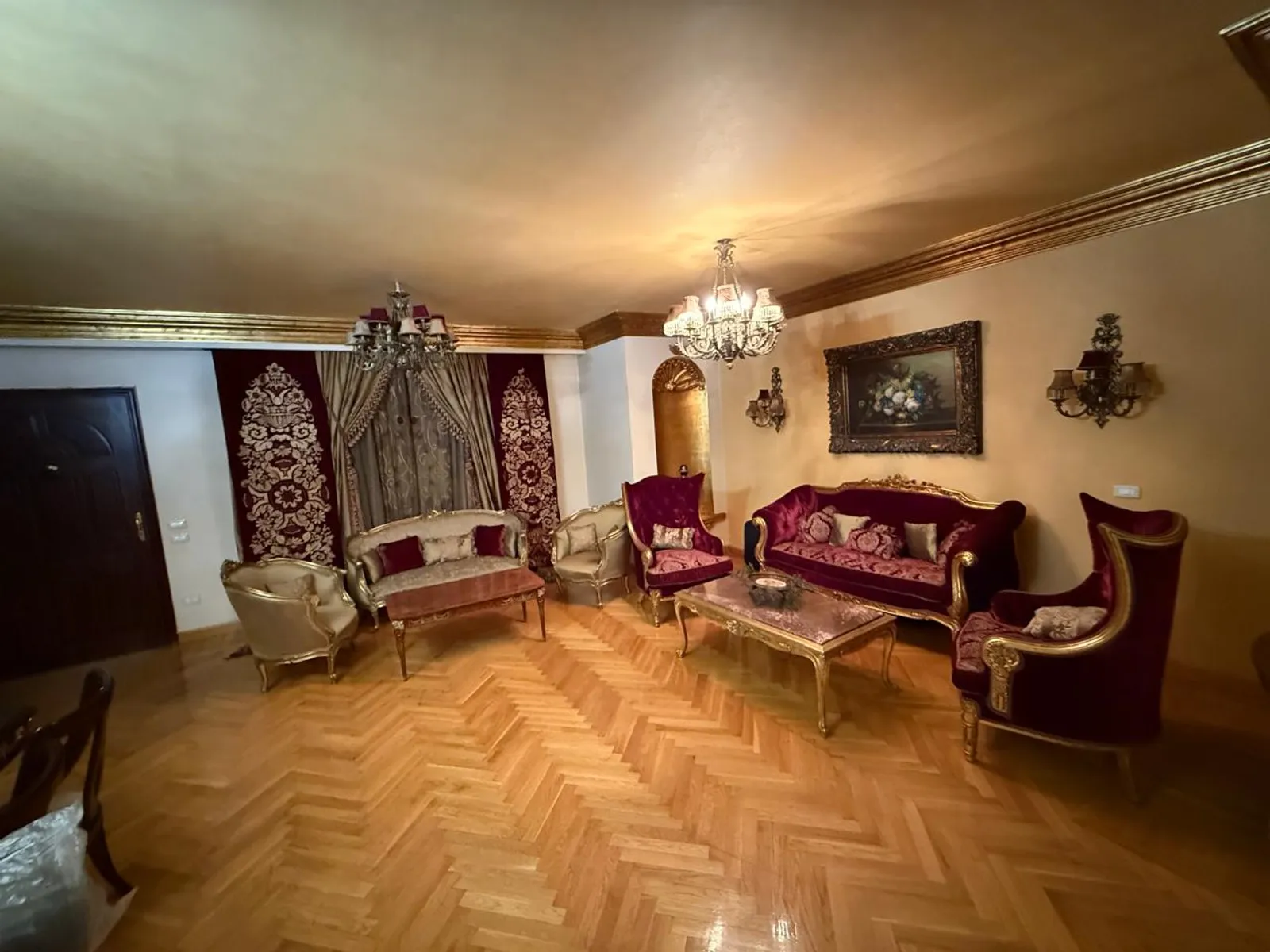 Ground Floors For Sale In Maadi Maadi Degla Area: 220 m² consists of 3 Bedrooms 3 Bathrooms Furnished 3 stars #6433