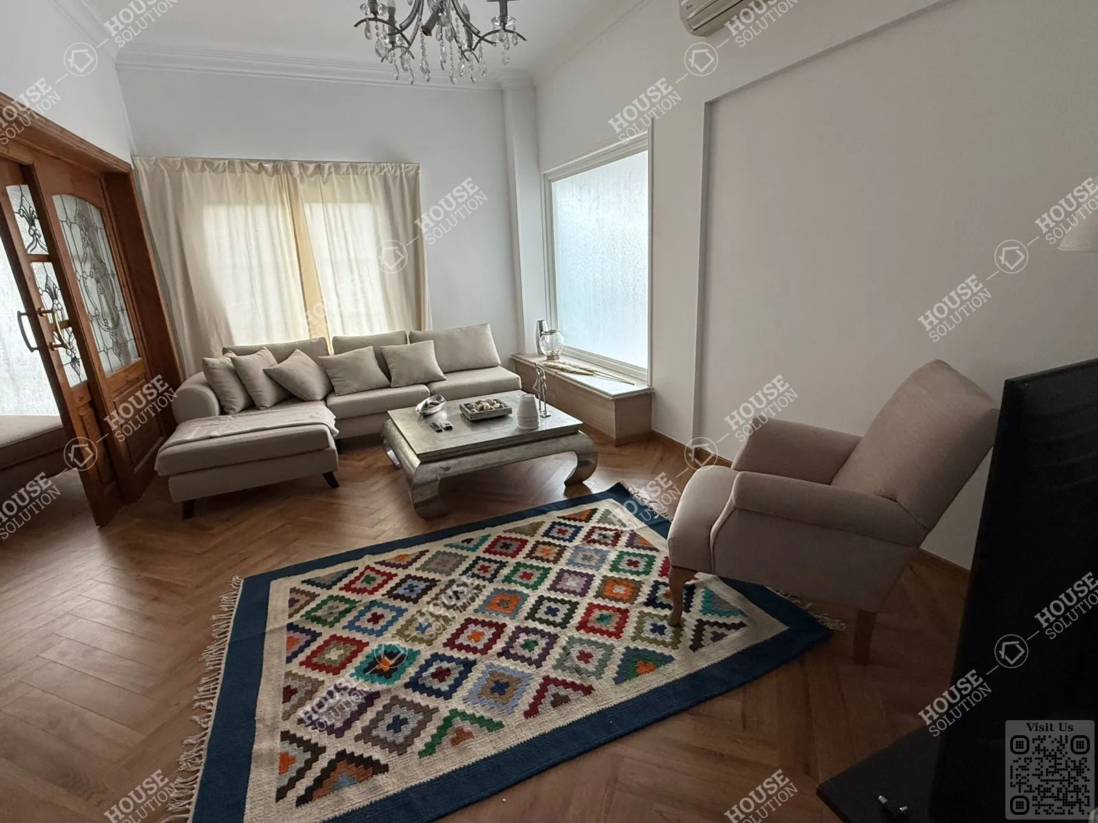 غرفة الاستقبال	 @ شقق للإيجار في المعادي سرايات المعادي مساحة: 140 م² تتكون من 2 غرفة 1 حمام مفروش مودرن 5 نجوم #6443-2