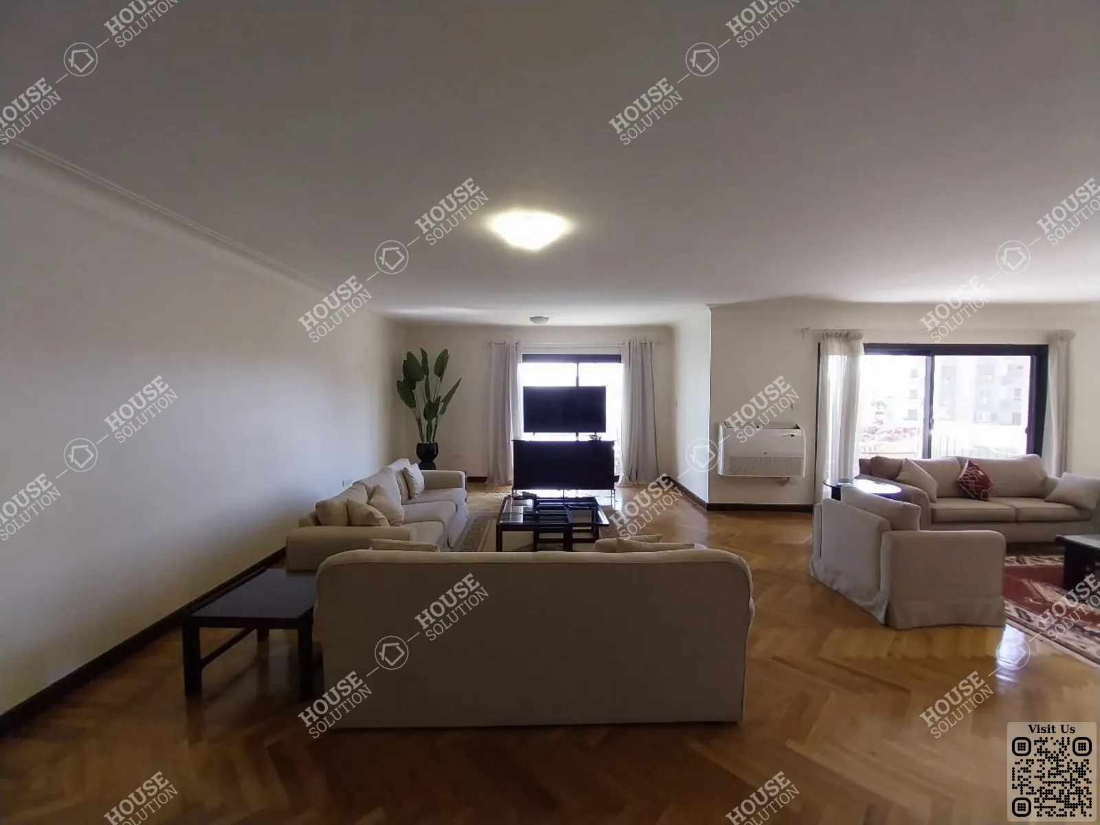 غرفة الاستقبال @ شقق للإيجار في المعادي سرايات المعادي مساحة: 300 م² تتكون من 4 غرفة 3 حمام مفروش 5 نجوم #6450-0