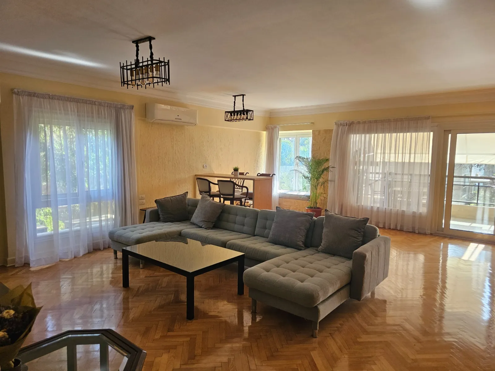 شقق للبيع في المعادي سرايات المعادي مساحة: 265 م² تتكون من 4 غرفة 3 حمام مفروش مودرن 5 نجوم #6475