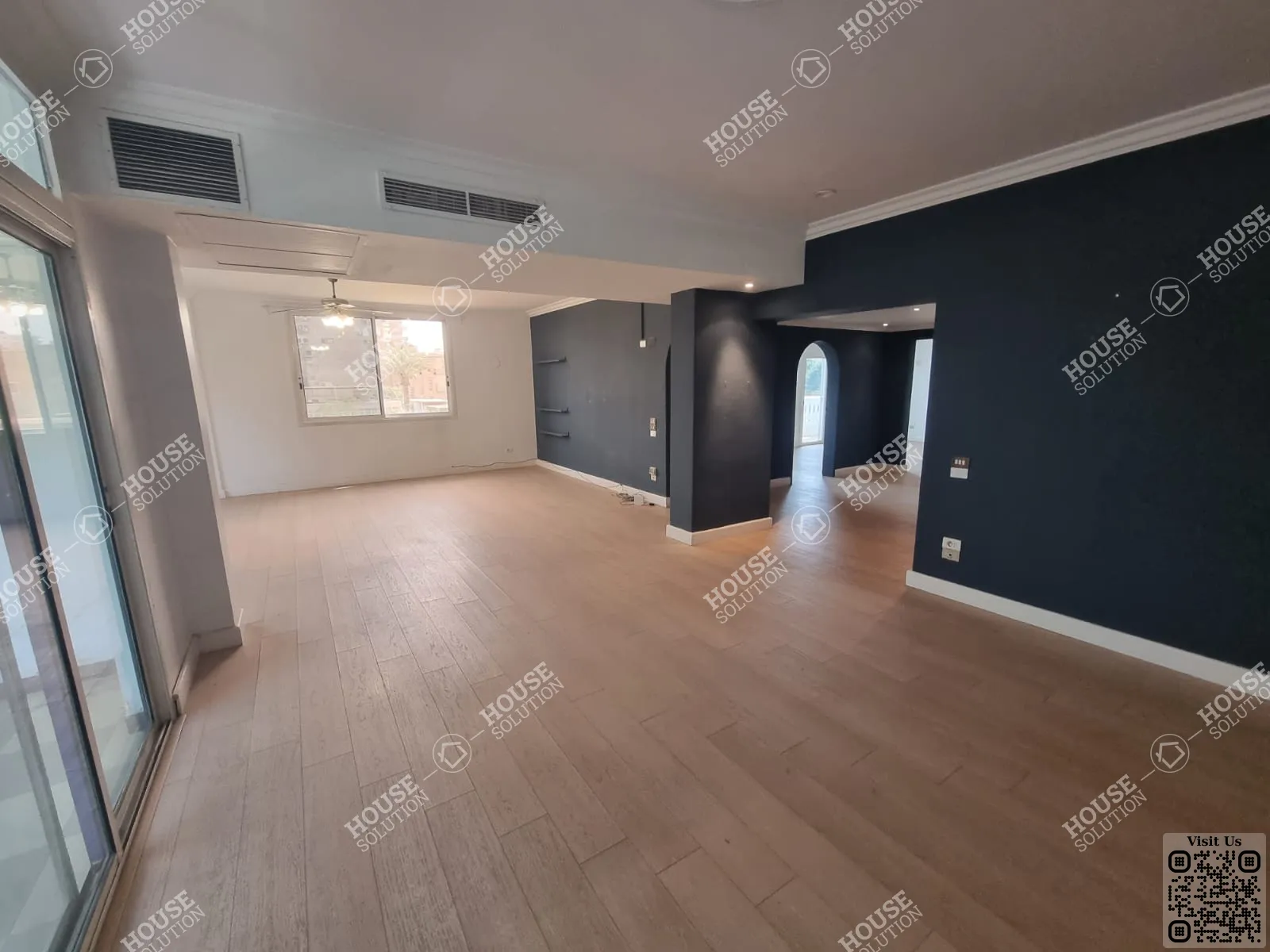 غرفة الاستقبال @ شقق للإيجار في المعادي سرايات المعادي مساحة: 225 م² تتكون من 4 غرفة 4 حمام نصف مفروش 5 نجوم #6479-2