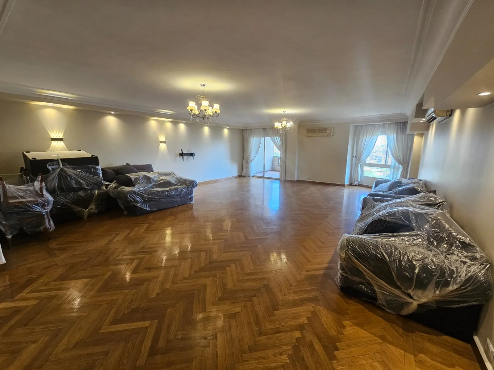 Apartments For Sale In Maadi Maadi Sarayat Area: 245 m² consists of 4 Bedrooms 3 Bathrooms Semi furnished 5 stars #6487