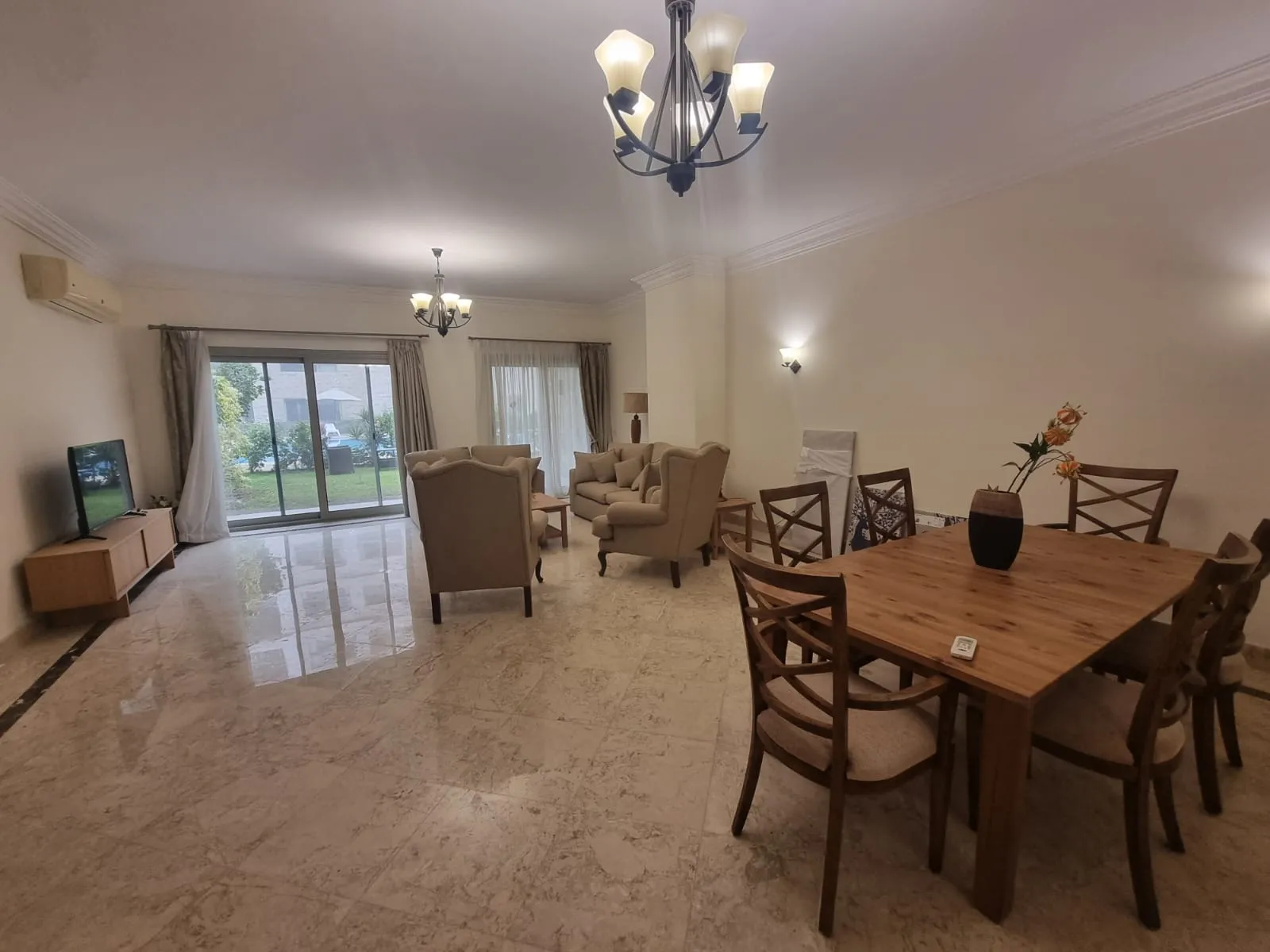 Ground Floors For Sale In Maadi Maadi Sarayat Area: 185 m² consists of 3 Bedrooms 3 Bathrooms Modern furnished 5 stars #6499