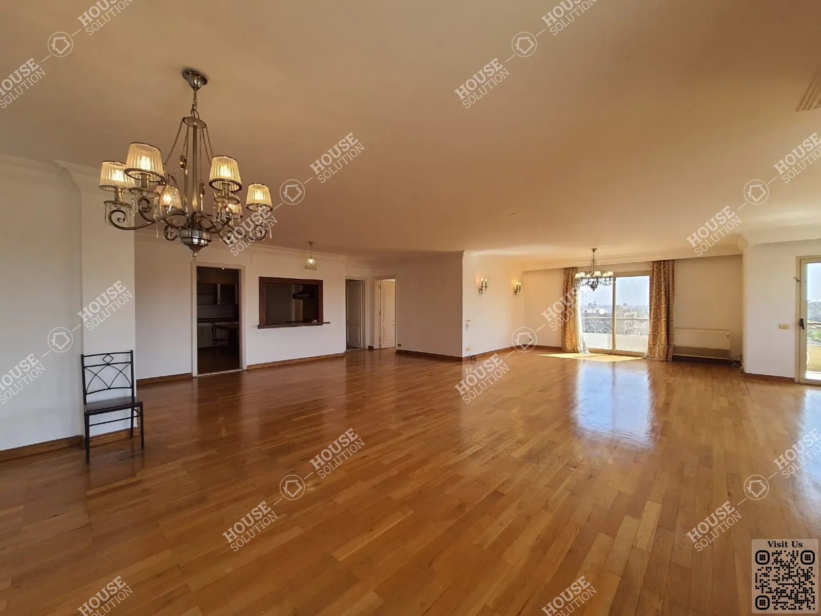 غرفة الاستقبال @ شقق للإيجار في المعادي سرايات المعادي مساحة: 225 م² تتكون من 4 غرفة 3 حمام نصف مفروش 5 نجوم #6511-1