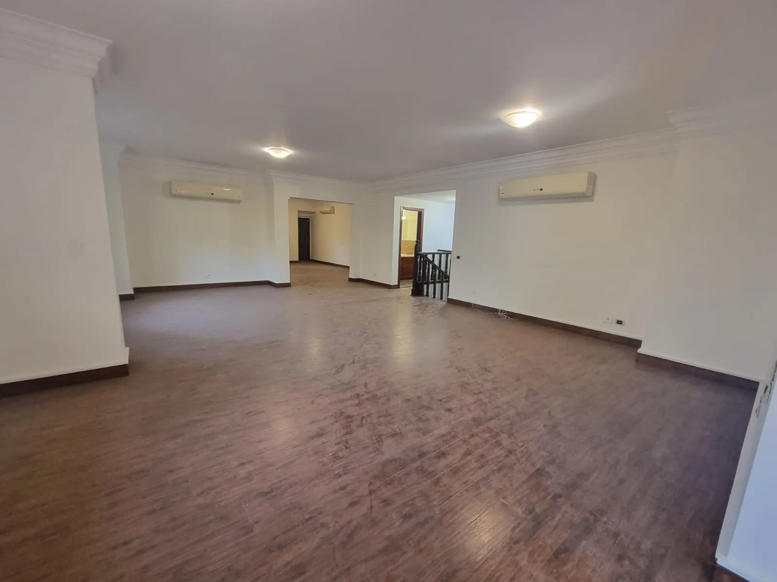 Ground Floors For Sale In Maadi Maadi Sarayat Area: 420 m² consists of 4 Bedrooms 5 Bathrooms Semi furnished 5 stars #6551