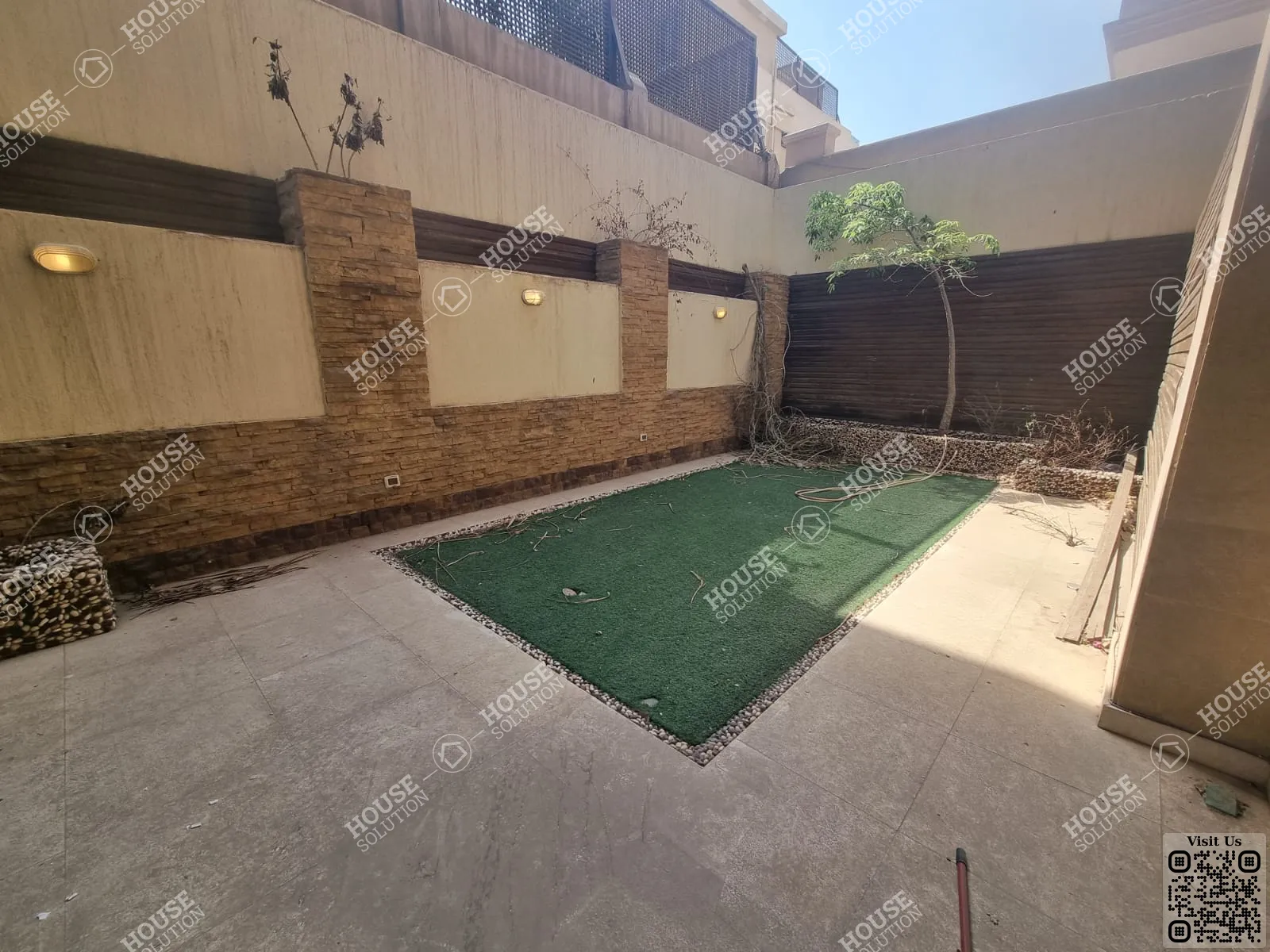 TERRACE  @ Ground Floors For Rent In Maadi Maadi Sarayat Area: 420 m² consists of 4 Bedrooms 5 Bathrooms Semi furnished 5 stars #6551-2