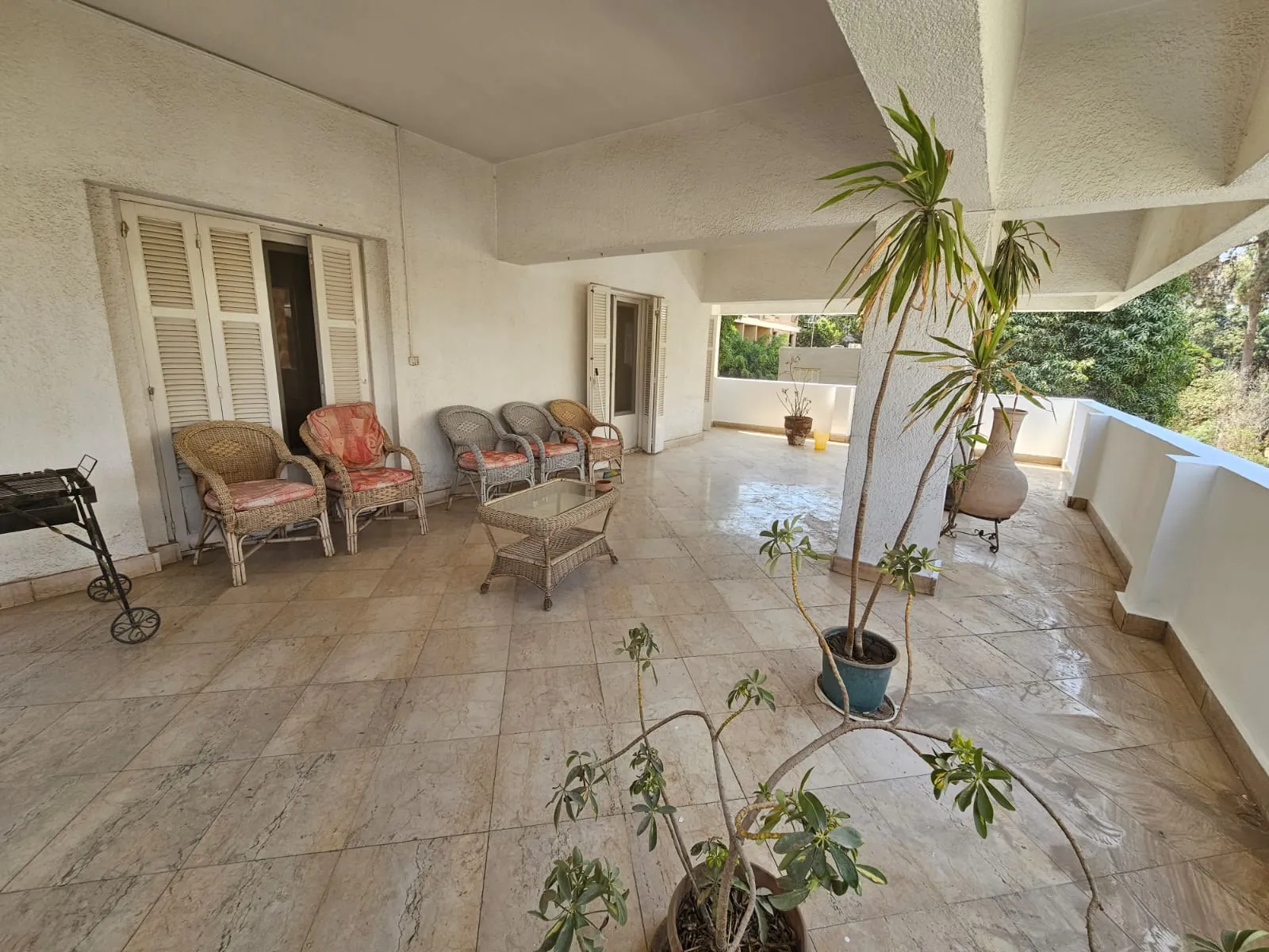 Apartments For Sale In Maadi Maadi Sarayat Area: 350 m² consists of 4 Bedrooms 3 Bathrooms Furnished 5 stars #6650
